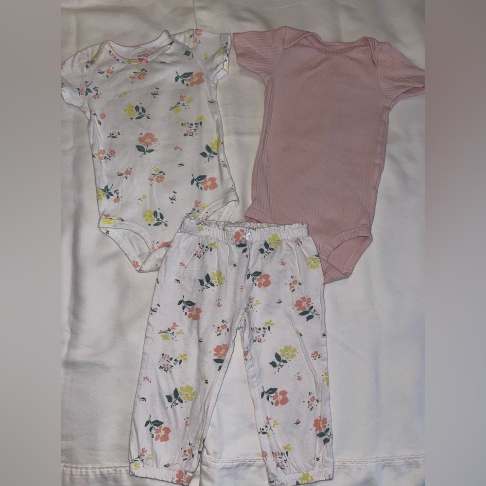 Carter's Floral Baby Onesie set, Pink Onesie